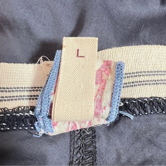 Burning Torch Black/Dark Grey Skirt Size Large - Picture 7 of 12